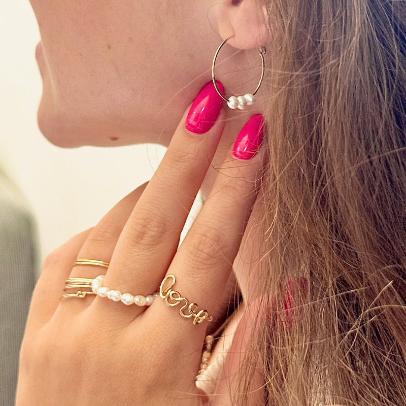 Mini créoles perles de culture blanches