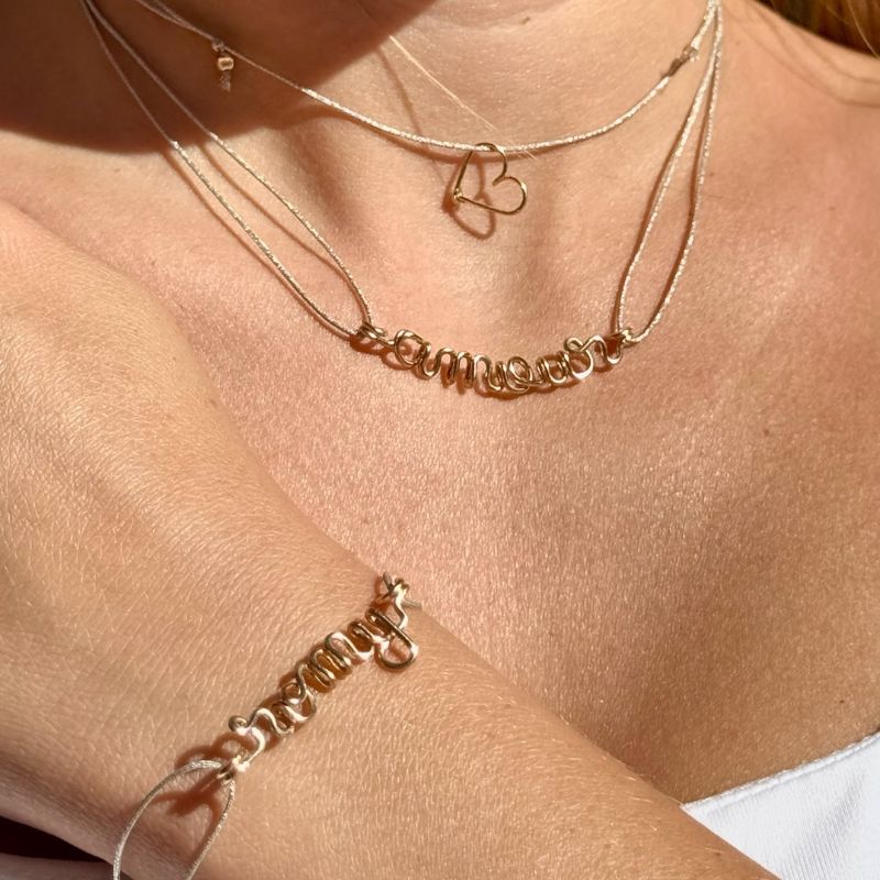 Collier cordon à message personnalisé