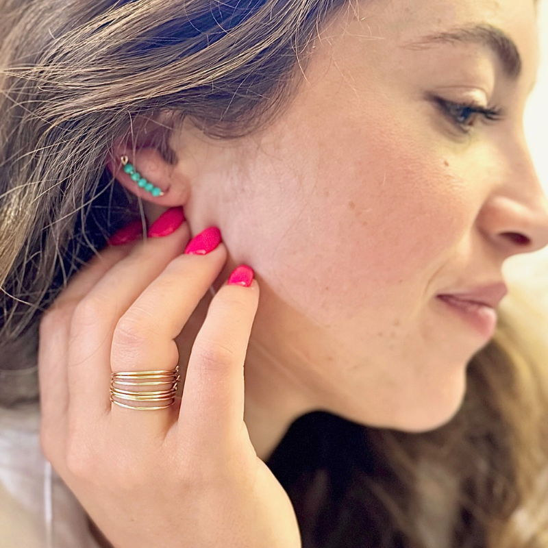 
                      
                        Earcuff pierres
                      
                    